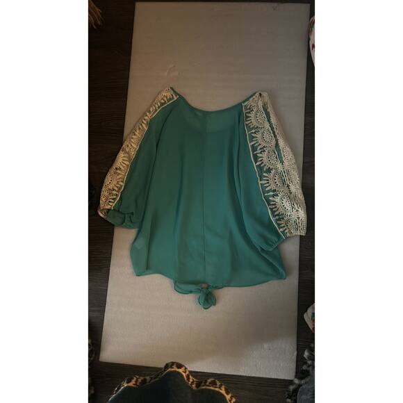Umgee Split Sleeve Crochet Cold Shoulder Teal/White L Boho Concert Festival - Picture 8 of 13